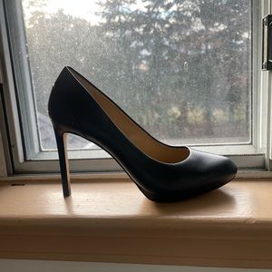 Michael Kors Pumps. Size 8.5 Like new